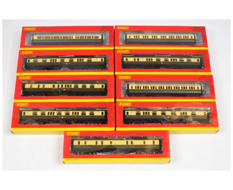 Hornby China OO group of GWR Coaches. Comprising R 4758, R4762, R4500, R4501, R4502, R4503, R4504, R4505 &amp; R4761. Conditi