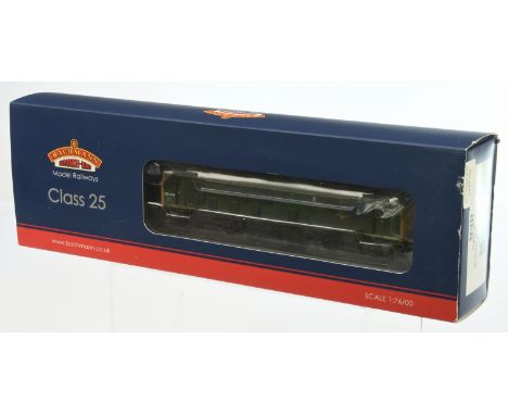 Bachmann OO 32-331 BR Green 25043 Class 25, weathered finish, fitted with DCC #25 Coastal Sound Chip + instruction leaflet, c