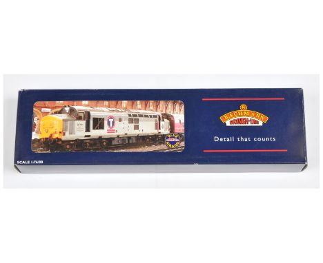 Bachmann OO Gauge (Limited Edition) 32-375X Class 37 BR Diesel Locomotive No. 37411 "The Institution of Railway Signal Engine