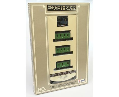 Jouef Egger-Bahn HOe 711300 Passenger Train Set. Containing 0-4-0 Steam Loco Blue 5 + 3x Green Passenger Coaches + Track. Con