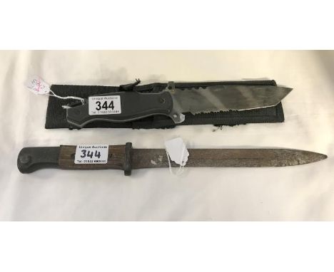 An old 1st world war bayonet and hunting knife.