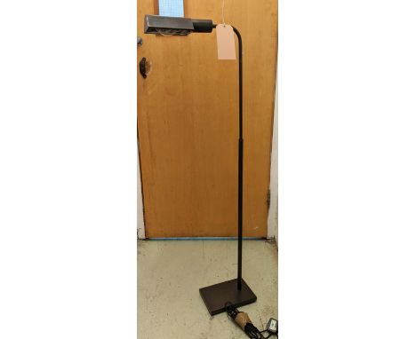 FLOOR READING LAMP, 121cm at tallest, adjustable height. 