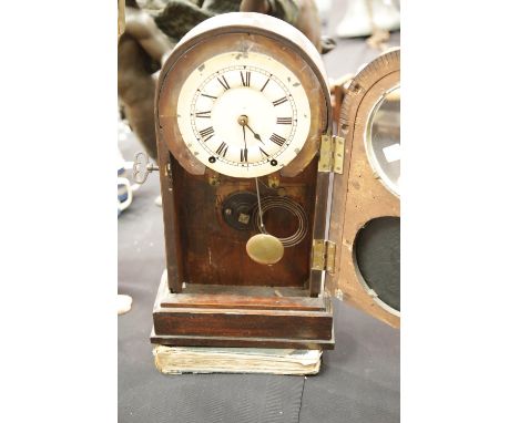 Antique oak cased chiming mantel clock with Stag picture to the front, H: 40 cm. This lot is not available for in-house P&amp