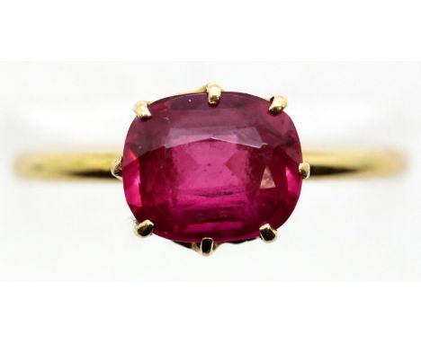 Unmarked presumed gold ladies pink sapphire set ring (untested) size O, approximately 2.25ct stone approx 9x7mm, 3g. P&amp;P 