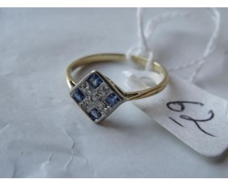 Art Deco 18ct diamond & sapphire platinum  mounted ring 'N'       