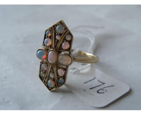 Art deco style 18ct opal ring 'P'     