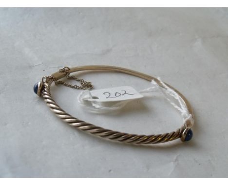 9ct bangle set with lapis 9.5g     