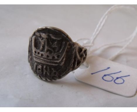 Iona silver ring   'L'  5g      