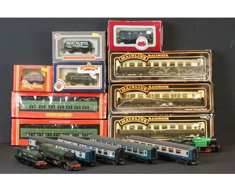 Quantity of OO gauge model railway to include 9 x boxed items of rolling stock (3 x Palitoy Mainline, 3 x Hornby, 2 x Dapol &