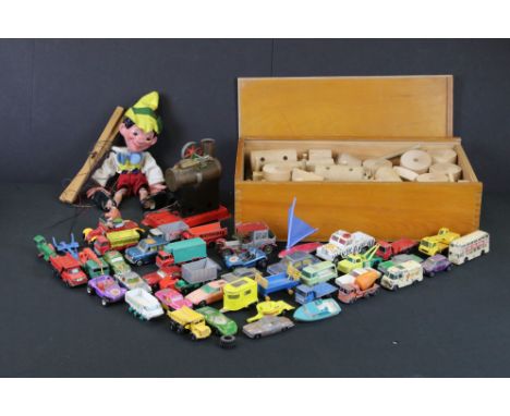 Mixed toys to include 40 mid 20th C onwards play worn diecast models (including Corgi &amp; Matchbox examples), a Mamod stati