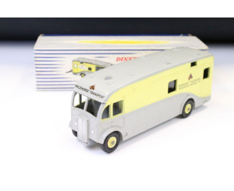 Boxed Dinky Supertoys 979 Racehorse Transport diecast model with Newmarket Racehorse decals, with horse figure, diecast vg ov