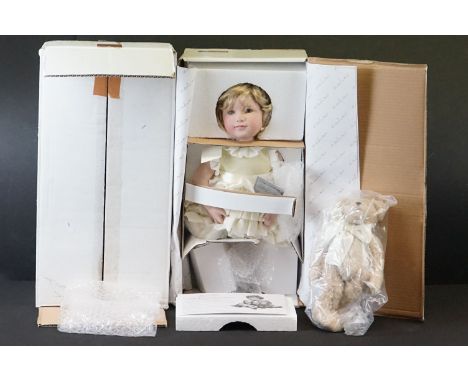 Boxed Danbury Mint The Little Elizabeth Portrait Doll, ex 
