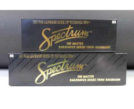 Two boxed Bachmann Spectru HO gauge locomotives to include 86023 GF Dash 8-40CW Diesel Locomotive Chicago &amp; North Western