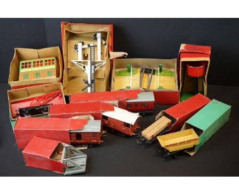 11 Boxed Hornby O gauge accessories to include No 2 Signal Cabin, No 1 Timber Wagon, No 50 Tipping Rotary Wagon, No 41 Passen