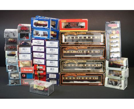 27 Boxed OO gauge items of rolling stock to include 5 x Hornby, 7 x Bachmann, 4 x Palitoy Mainline, 4 x Dapol and 6 x Lima pl