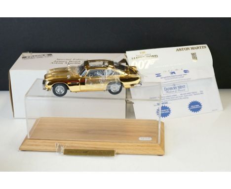 Boxed Danbury Mint 1/24 Special Edition James Bond 007 22 Carat Gold Plated Aston Martin complete with coa &amp; Perspex &amp