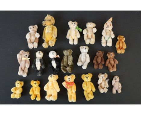 Twenty Small / Miniature Jointed Teddy Bears, some possibly Steiff but with no tags to ears, largest bear 12.5cm 