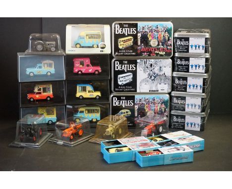 25 Cased / tinned diecast models to include 8 x Corgi Album Cover diecast models (2 x BT78215 - Help!, 2 x BT78214 - Revolver