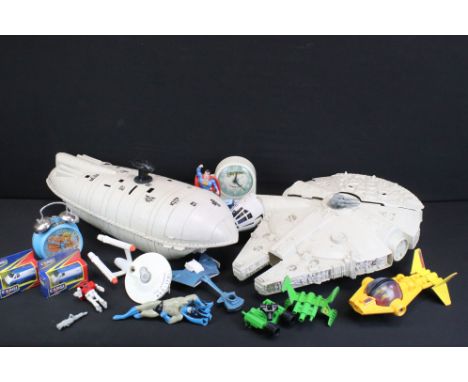 Mixed toys to include an original Kenner Star Wars Millennium Falcon, Star Wars Rebel Transport Vehicle, 2 x Dinky diecast mo