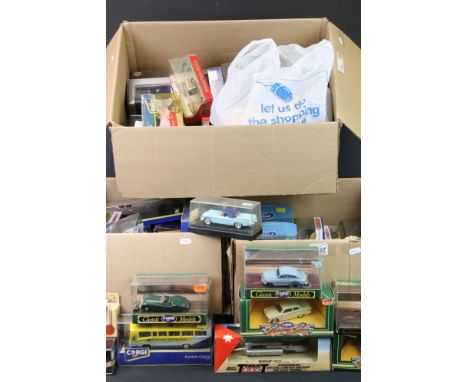 Around 95 boxed diecast models to include Corgi, Matchbox, Cararama, Solido, Maisto, Lledo and Brumm examples (diecast ex, bo