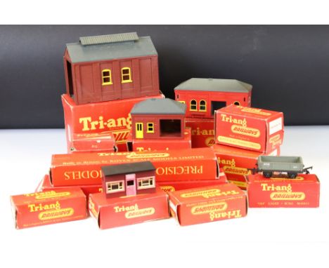 12 Boxed Triang OO gauge accessories to include R76 Engine Shed, R60 Ticket Office, R66 Porters Room, R61 Signal Box, R62 Wai