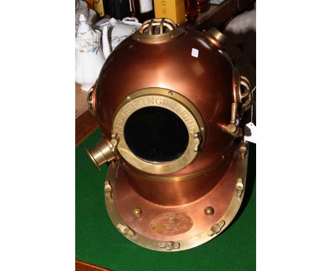 Copper divers helmet, 40cm height.