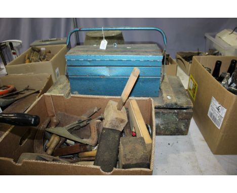 Collection of wooden handled tools, some marked, to include a maker's chest and a cantilever toolbox&nbsp;