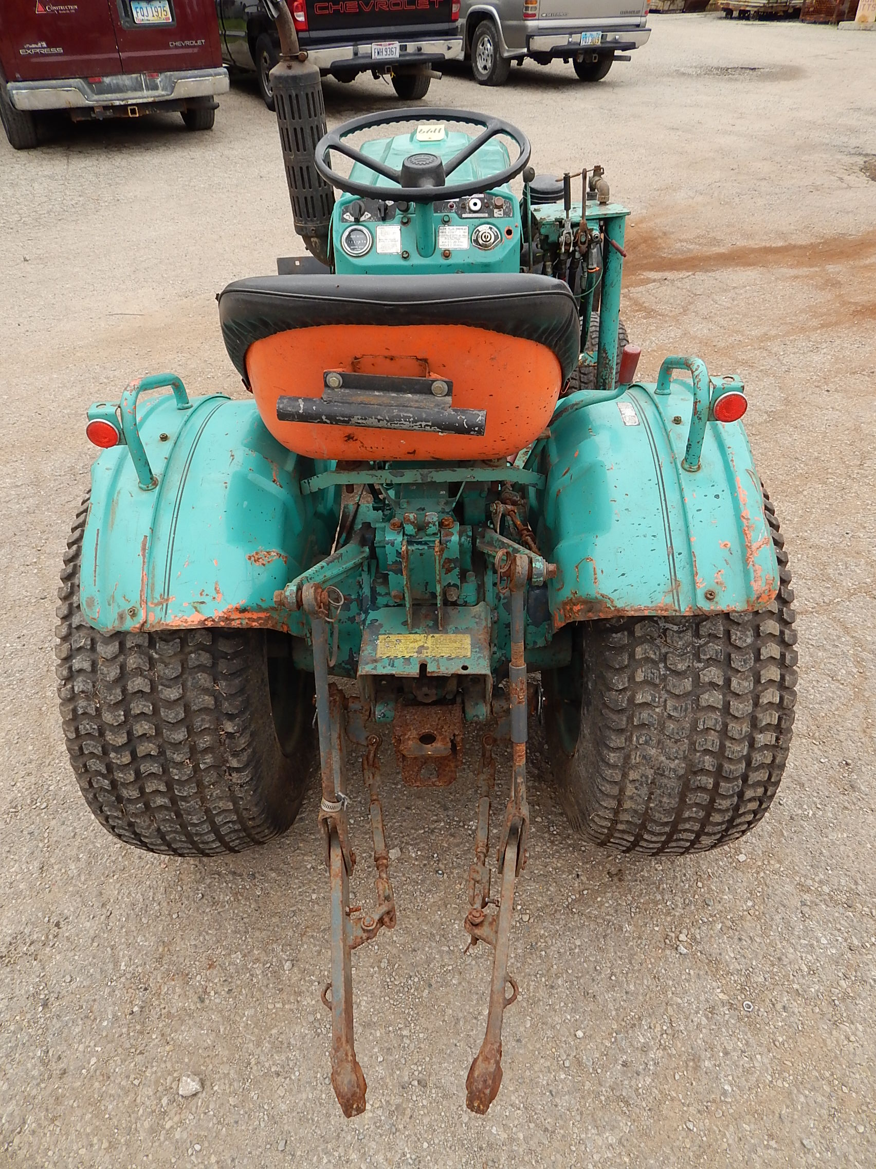 Kubota Model B7100 Tractor, Diesel, 4Wheel Drive, Snow Plow, 2,469 hrs.