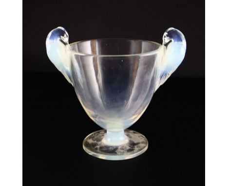 René Lalique. A pre-war opalescent glass Ornis pattern vase, no.976, designed in 1926, engraved mark R LALIQUE FRANCE, No. 97