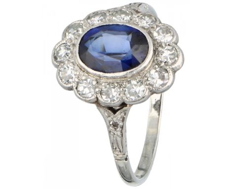 White gold rosette ring, with approx. 0.50 ct. diamond and synthetic sapphire - BLA 556/1000. 14 Single cut diamonds (12x app
