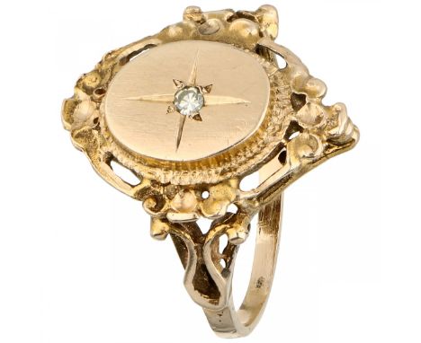 Yellow gold open worked ring, with approx. 0.03 ct. diamond - BLA 561/1000. One single cut diamond (approx. 0.03 ct.). Clarit