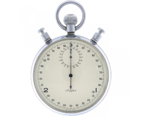 Lemania - Stopwatch - ca. 1940 - Rare case: steel - manual winding - chronograph - 1 (very good) - diameter: 65 mm - - glass: