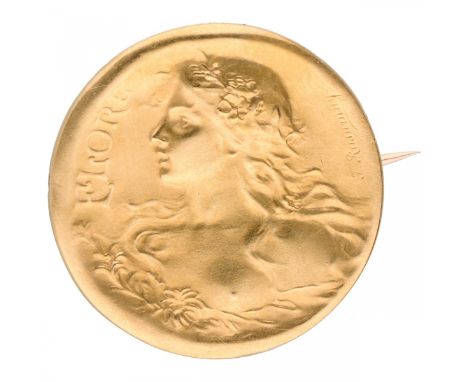 Yellow gold Art Nouveau F. Rasumny Flore brooch - 14 ct. With female portrait. Ø approx. 2.7 cm. Weight: 4.90 gram.