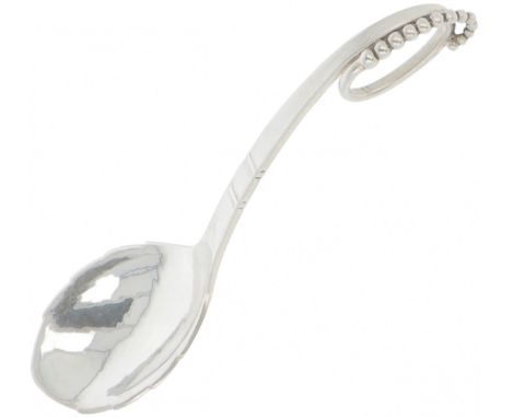 Marmalade spoon model 41 Blossom 'Georg Jensen' silver. Beautiful Art-Nouveaux stylized spoon model: 41 Blossom. Denmark, Cop