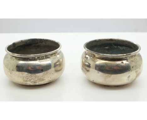 Pair of hallmarked silver open salts, combined 32g, Birmingham assay. UK P&amp;P Group 1 (£16+VAT for the first lot and £2+VA
