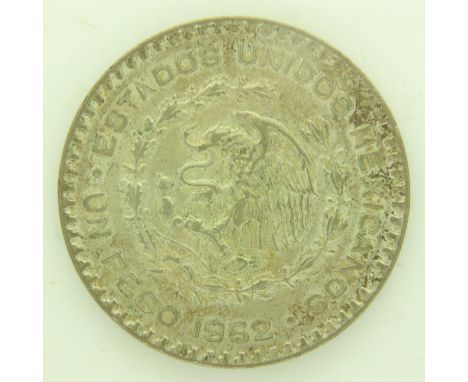 1962 - Silver Peso of Mexico. UK P&amp;P Group 0 (£6+VAT for the first lot and £1+VAT for subsequent lots) 