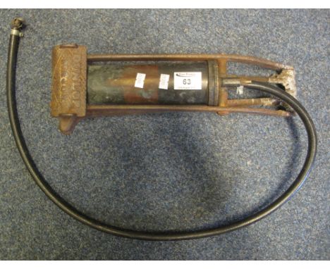 Vintage Dunlop Major brass foot pump.(B.P. 24% incl. VAT)