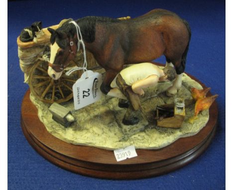 Border Fine Arts ceramic sculpture, 'No foot, no 'oss' (bay), JH94A.  Mahogany base.  With original box.  24cm wide.(B.P. 24%