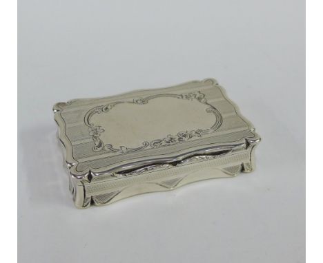 Victorian silver gilt snuff box, with hinged lid, engine turned decoration and vacant cartouche, Edward Smith, Birmingham 184