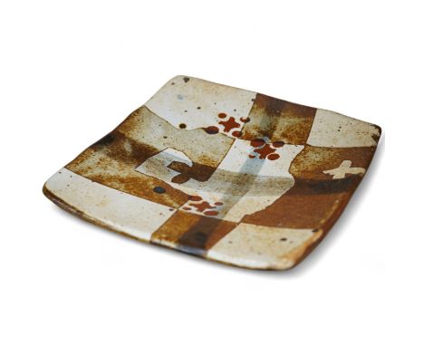 John Maltby (1936-2020), a square dish, 17.5cm
