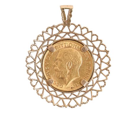 Gold coin. Sovereign 1912, in 9ct gold pendant, 12.5g 