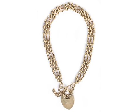 A 9ct gold gate bracelet and padlock, 18cm l, 13g Good condition
