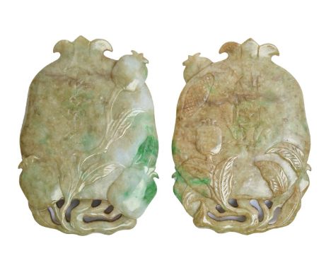 A Chinese carved jade poppy pendant, 70mm h Good condition