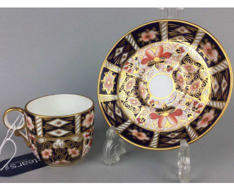 ROYAL CROWN DERBY IMARI DUO,pattern no. 2451, along with a Dartmouth Plymouth Gin advertising jug, an Art Deco glass dressing