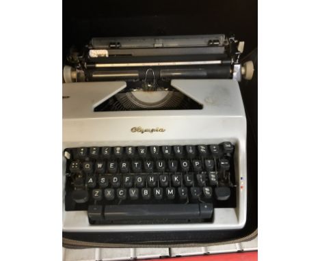 TYPEWRITER ( OLYMPIA)