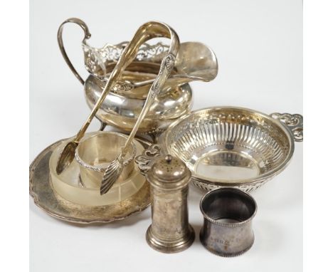 Sundry small silver including a pair of Art Devo five bar toast racks by Mappin &amp; Webb, 10.5cm over handles, a Victorian 