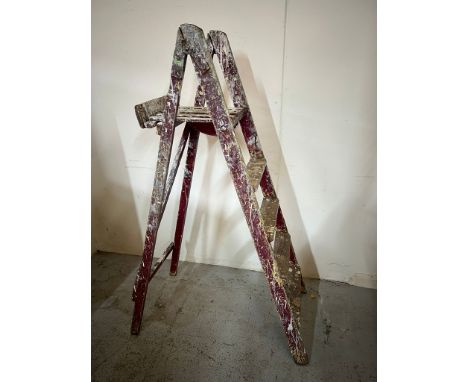 Vintage wooden ladder. H150cm
