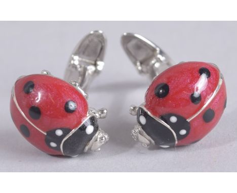 A PAIR OF STERLING SILVER LADYBIRD CUFFLINKS.