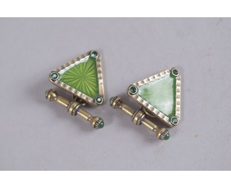 A PAIR OF RUSSIAN SILVER GREEN ENAMEL TRIANGULAR CUFFLINKS.