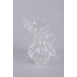 A GOOD LALIQUE GLASS PERFUME BOTTLE AND STOPPER.